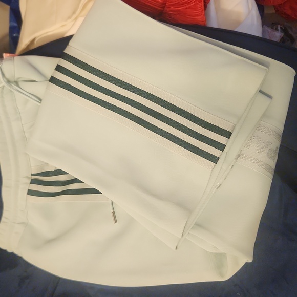 Pant - Picture 2 of 3